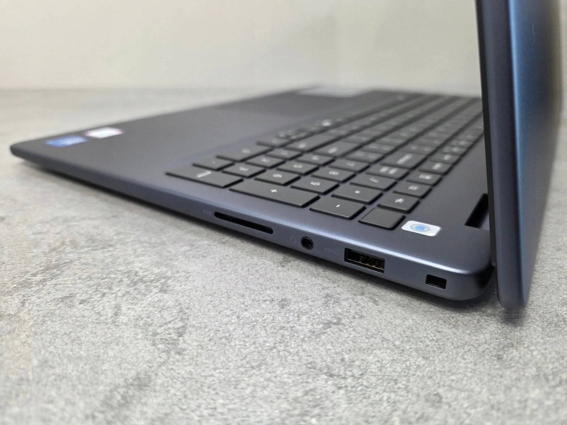 Nešiojamas kompiuteris Dell Inspiron 16 5640 Core 7 150U 16GB 1TB SSD FHD+ Win11 aliumininis korpusas