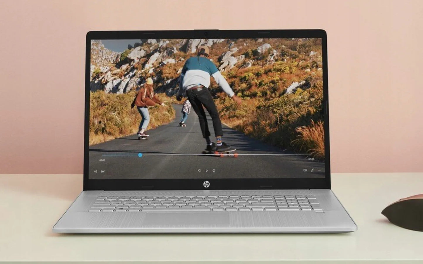 Nešiojamas kompiuteris HP 17-CN3003CA Intel Core i5-1334U 32GB 1TB SSD 17.3" 1920*1080 IPS