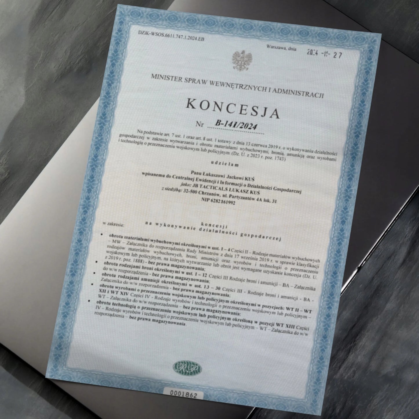 Nešiojamas saulės energija maitinamas avarinis radijas JB-08, virtuvinis, su rankenėle, dynamo, žibintuvėliu, SOS signalu ir 4000mAh baterija