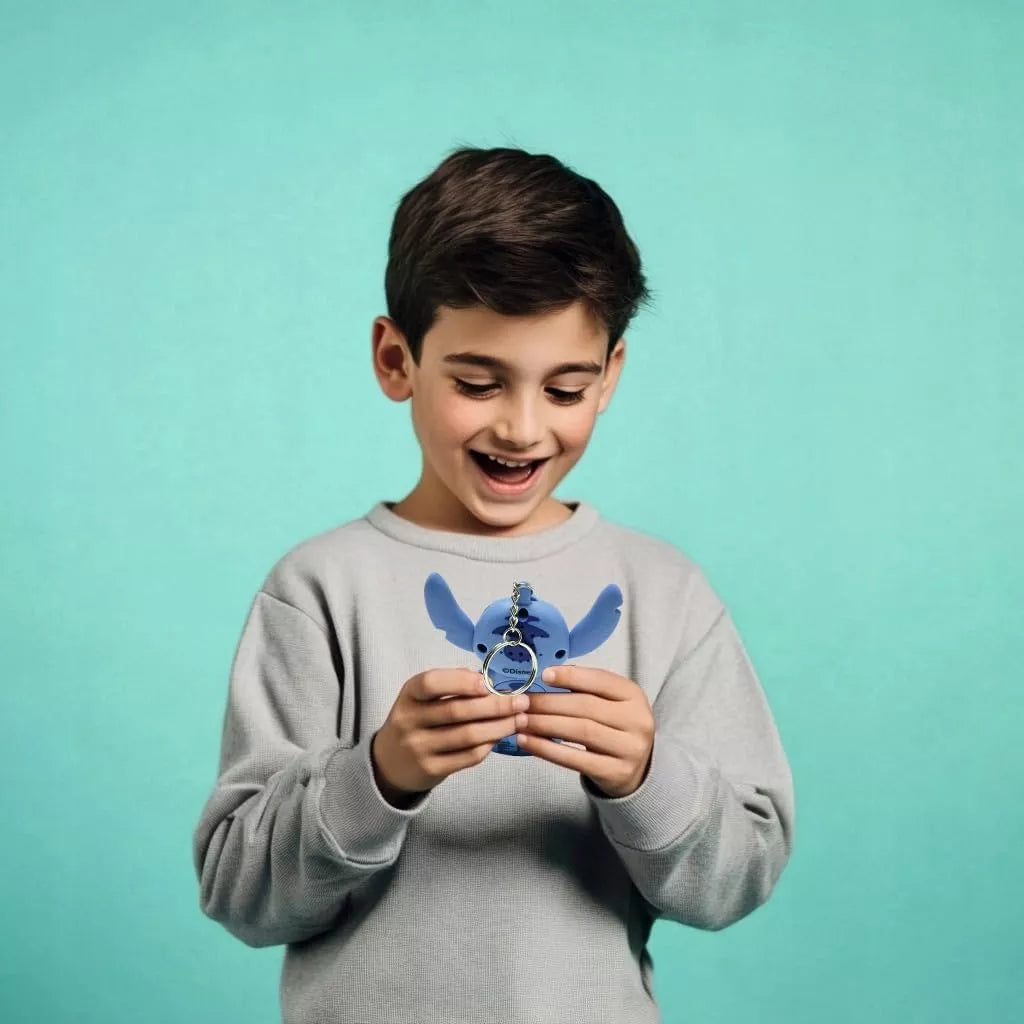 Nešiojamoji konsolė „Disney Stitch My Best-E“, LCD ekranas, 3 žaidimai, kaip „Tamagotchi“