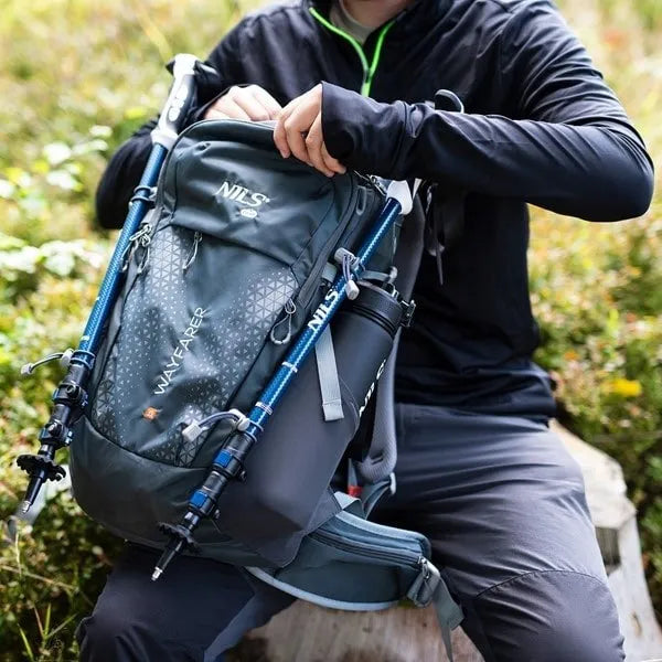 „Nils Camp Wayfarer“ pilka turistinė kuprinė, 35 l, NC1925