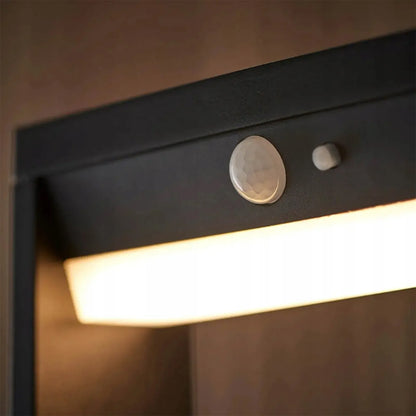Pastatomas saulės energija maitinamas sodo LED šviestuvas stulpas su judesio ir prieblandos jutikliu IP54