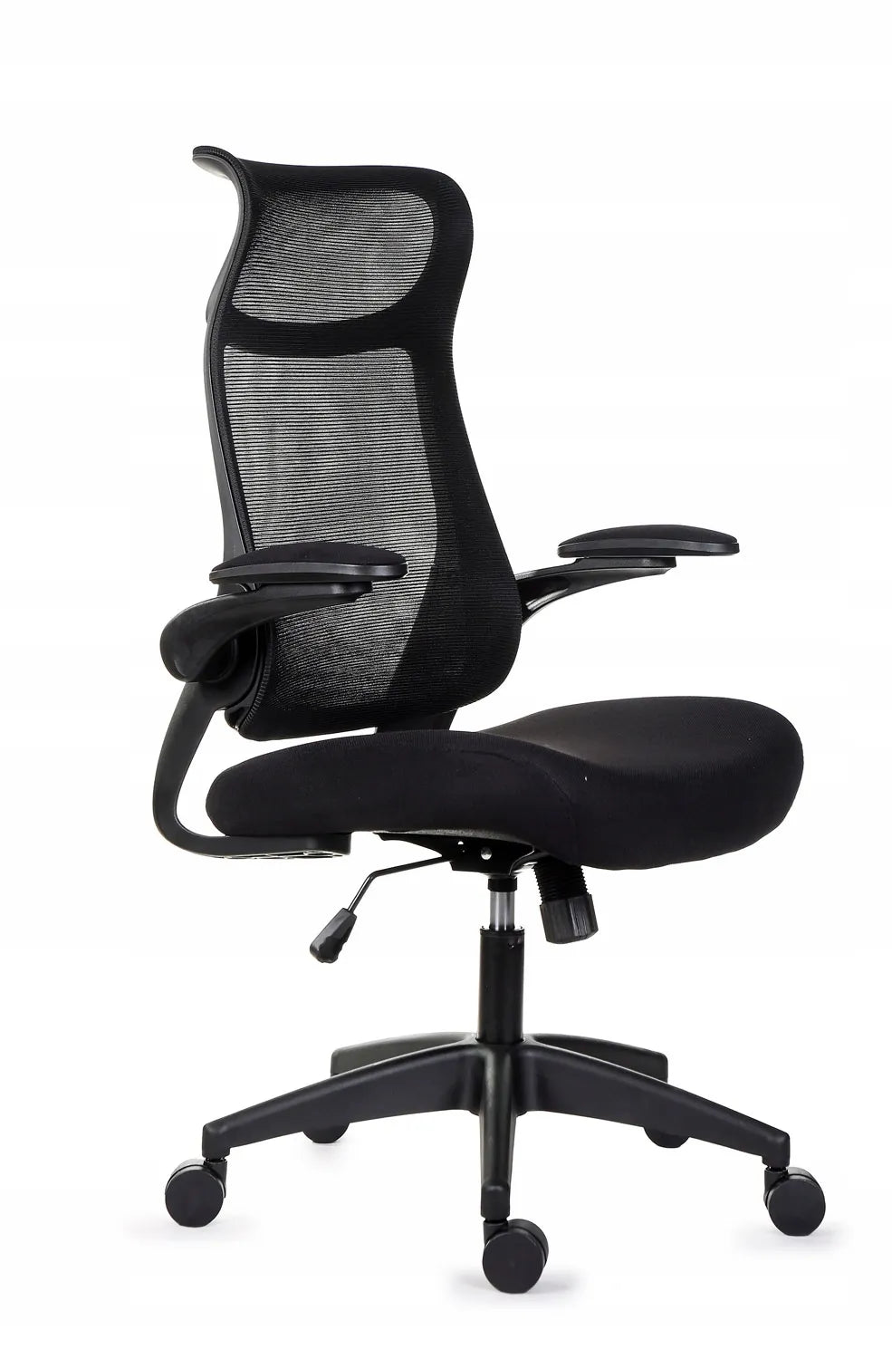 Patogi juoda biuro kėdė Giosedio FHX004 reguliuojami porankiai ergonomiška
