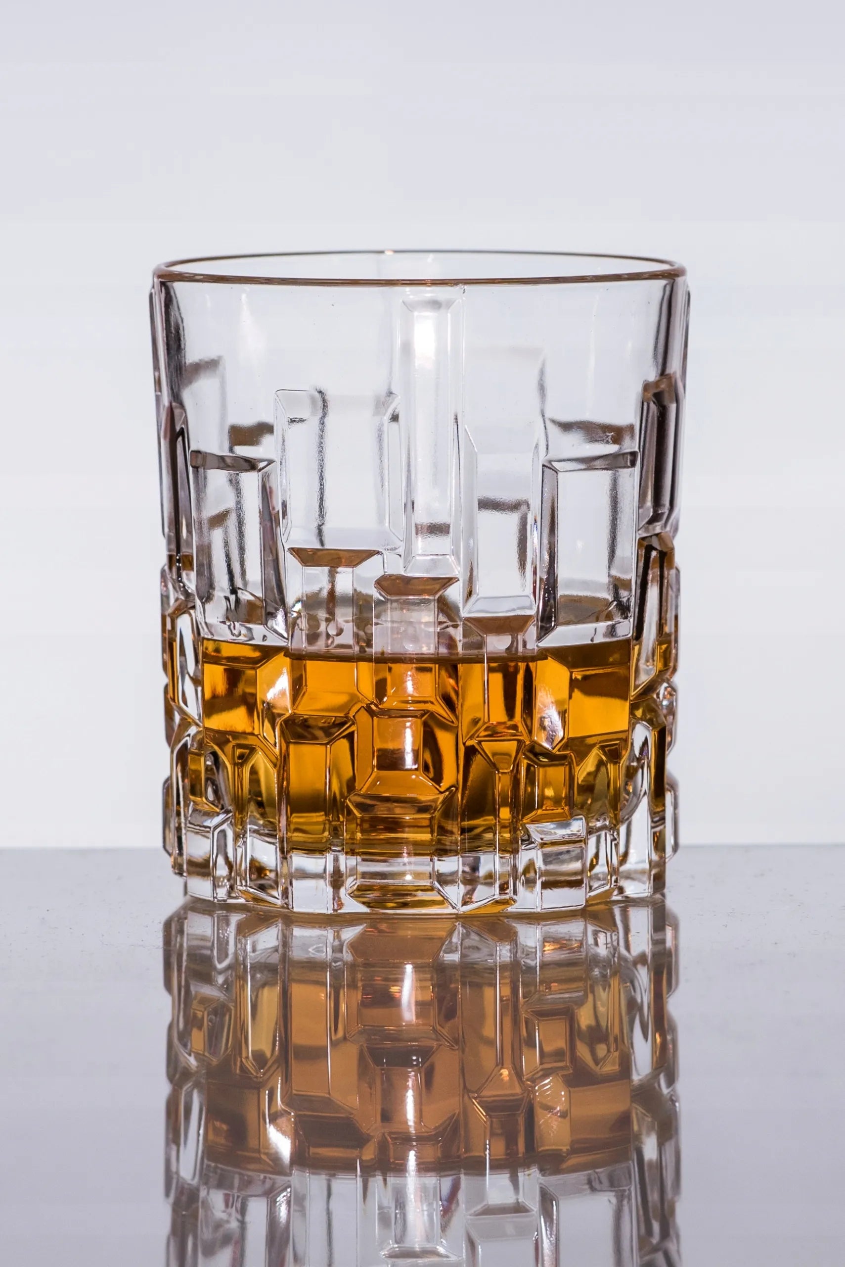 Prabangios krištolinės viskio stiklinės Etna RCR 330 ml 6 vnt. storu dugnu