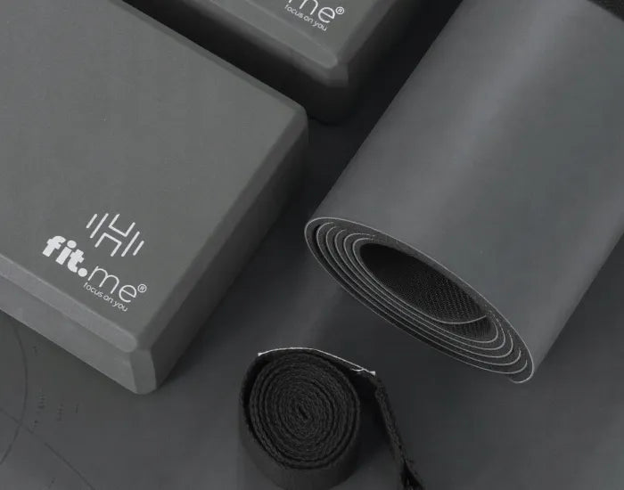 PRABANGUS JOGOS RINKINYS Fit.Me ZOMŠINIS KILIMĖLIS SU DRAMBLIO RAŠTU 4MM + KALADĖLĖS + DIRŽAS
