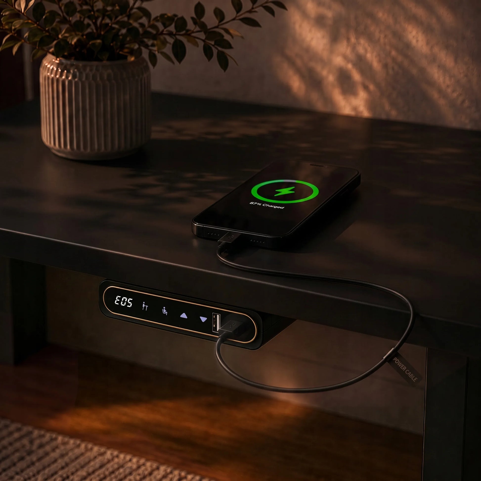 Reguliuojamo aukščio elektrinis stalas Boste 120x60 su greitojo įkrovimo funkcija