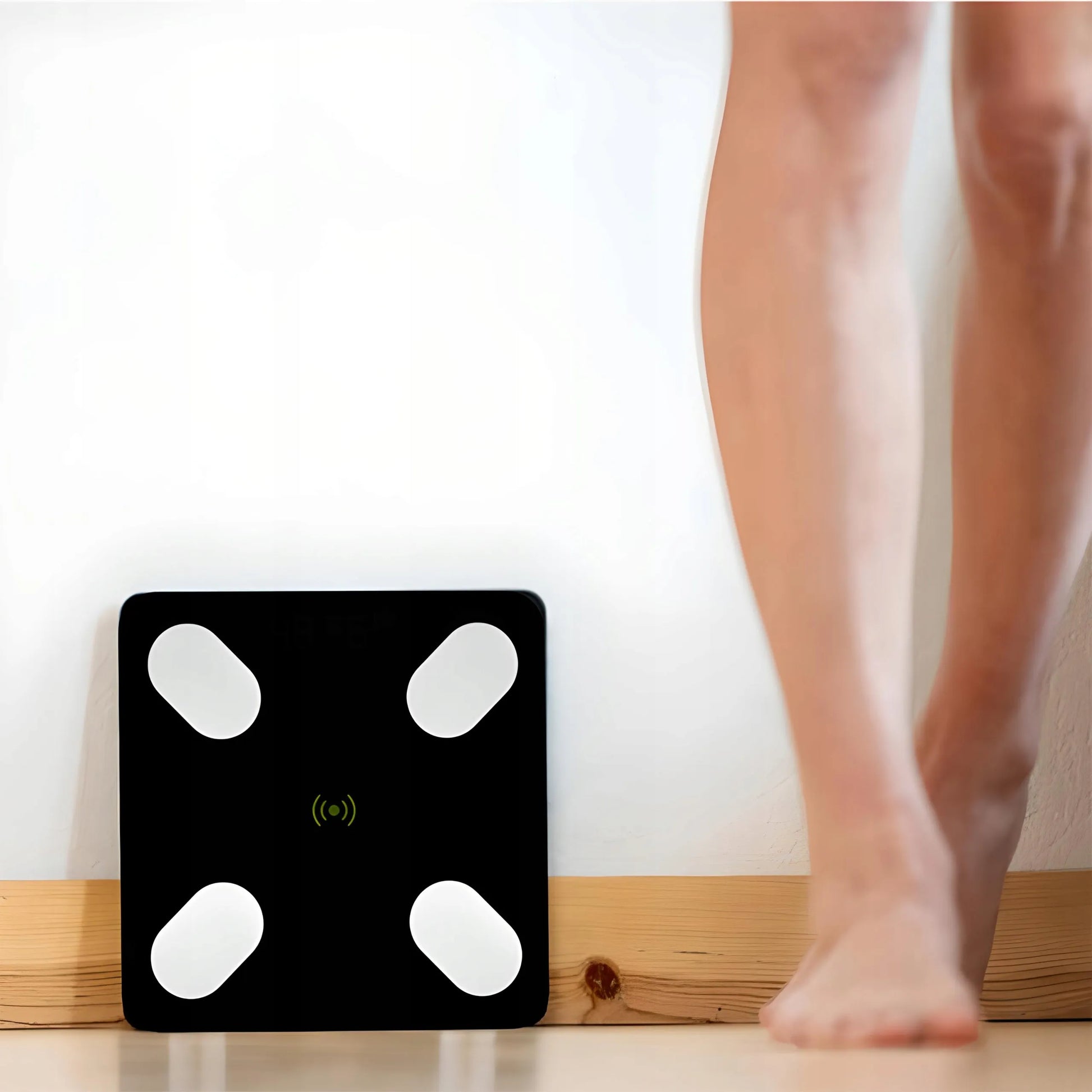 RETOO ANALITINĖ VONIOS SVARSTYKLĖS SLIM 180KG SMART 17w1 IŠMANIOSIOS TIKSLIOS