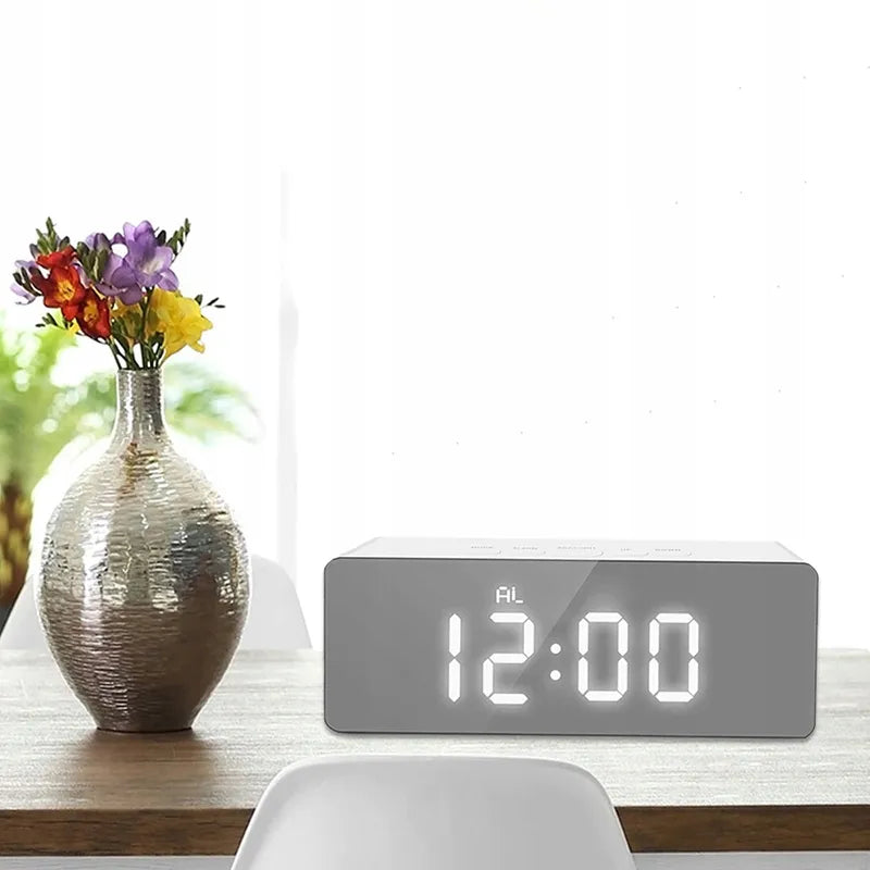 RETOO elektroninis LED žadintuvas su termometru ir veidrodiniu ekranu, modernus dizainas