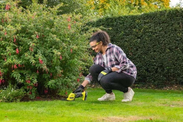 „Ryobi ONE+“ akumuliatorinės žirklės krūmams ir žolei 18 V RY18GSA-0