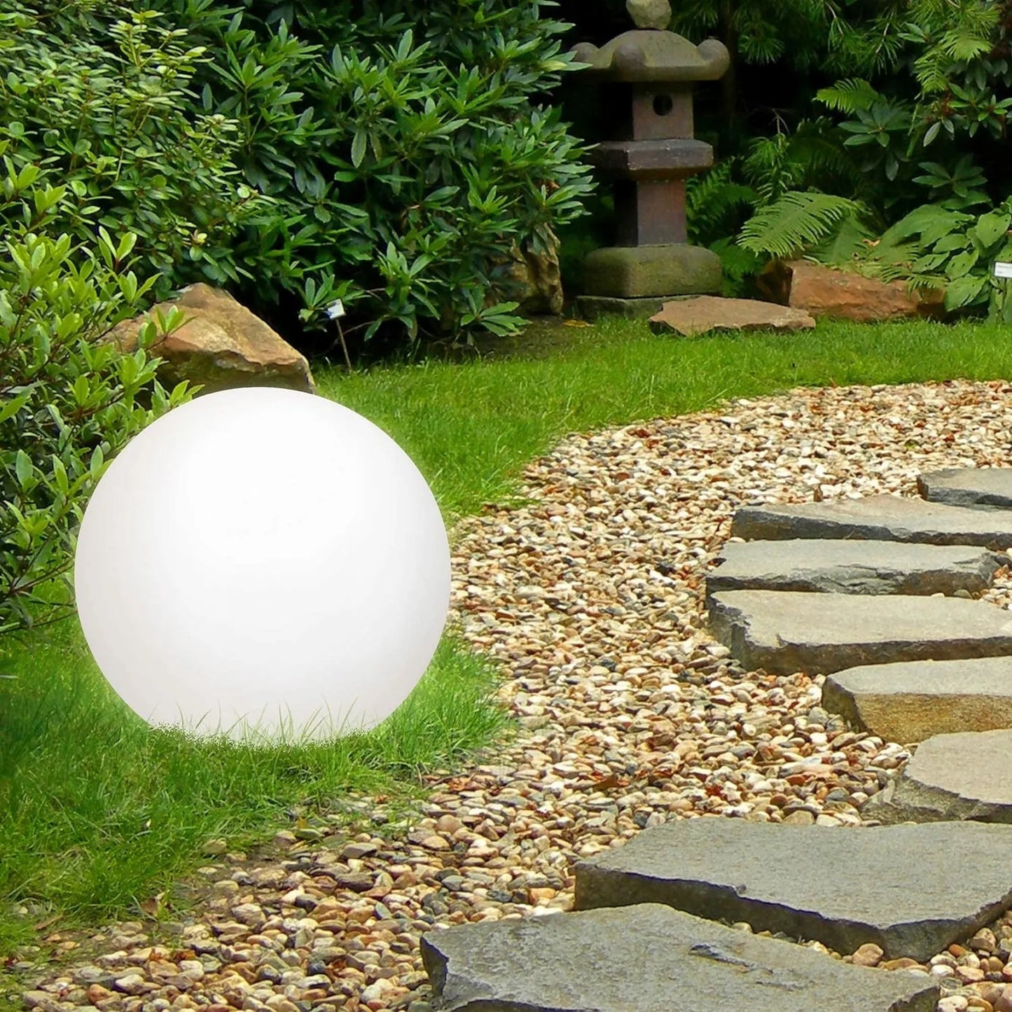 Saulės energija maitinamas sodo šviestuvas, 4 LED, balta sfera, 25 cm, terasai ir balkonui