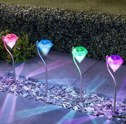 Saulės energija maitinamas sodo šviestuvas deimantas RGB
