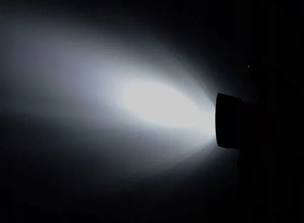 Saulės energija varoma 3 LED lempa prožektorius sodo dekoracija įsmeigiamas stulpelis P-243