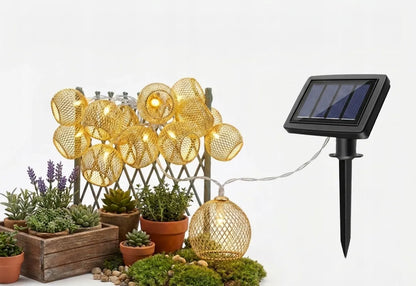 Saulės energija varoma LED sodo girlianda su smeigiamais burbulais 10 LED