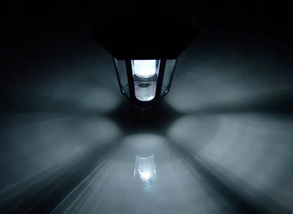 Saulės energija veikiantis LED žibintas sodui P-566