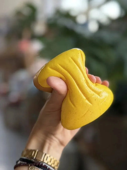 Skrebučio su sūriu formos antistresinis „Squishy“ sensorinis žaislas