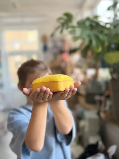 Skrebučio su sūriu formos antistresinis „Squishy“ sensorinis žaislas
