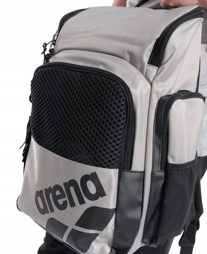 Sportinė kuprinė baseinui, treniruotėms, sporto salei ir kelionėms unisex Arena One Go