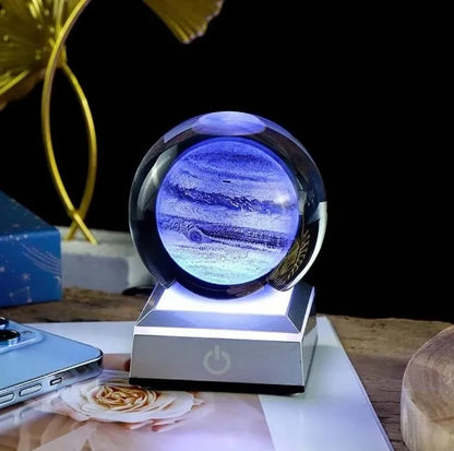 Stiklinė LED naktinė lemputė ant stalo, dekoratyvinė 3D planeta, su dovanų dėžute
