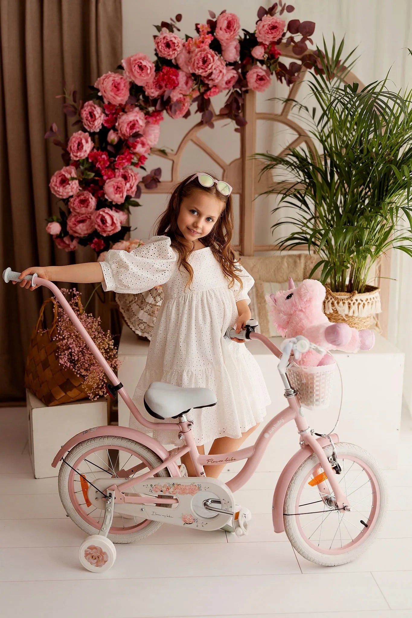 Sun Baby Flower Bike 14 coli vaikiškas dviratis mergaitėms su krepšeliu ir pagalbiniais ratukais 3-5 metams