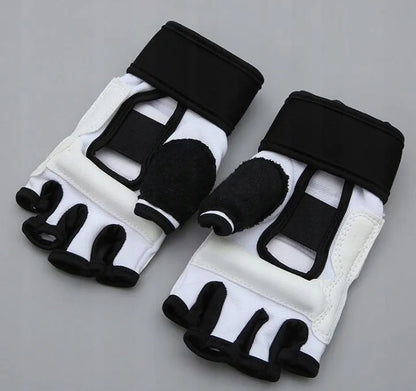Taekwondo pirštinės MMA / S