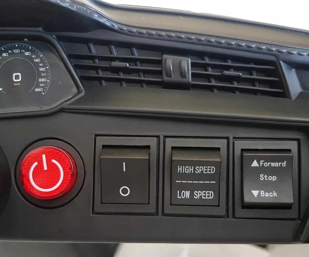 Vaikiškas akumuliatorinis automobilis XXL Audi E-Tron Sportback 4x4