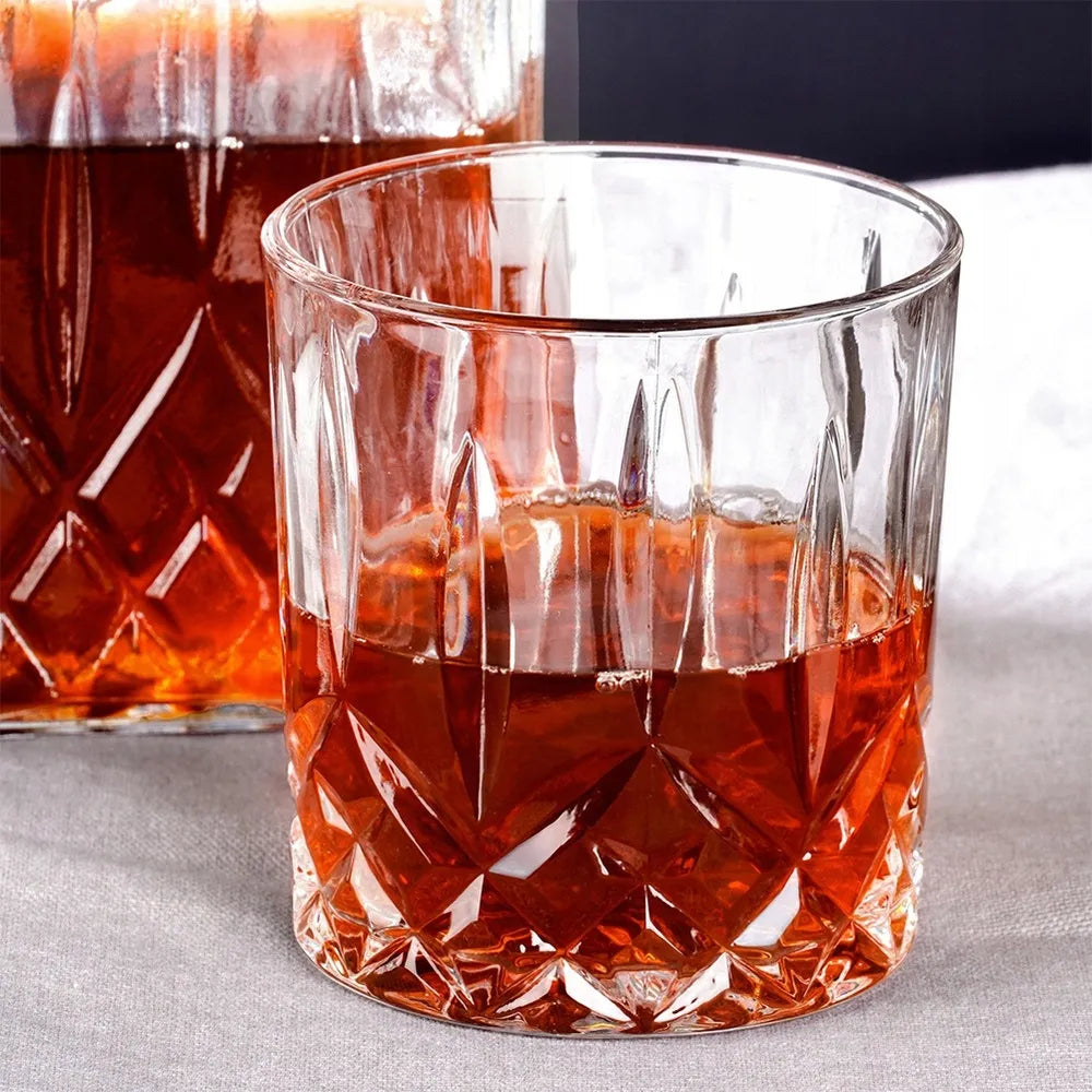Vilde dovanų rinkinys: viskio karafa su kamščiu ir 4 taurės, 0,9 l