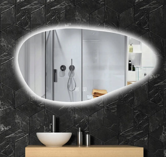 Vonios kambario veidrodis su LED apšvietimu Tutumi CLOUD, 100x60 cm, asimetriškas, su apsauga nuo rasojimo