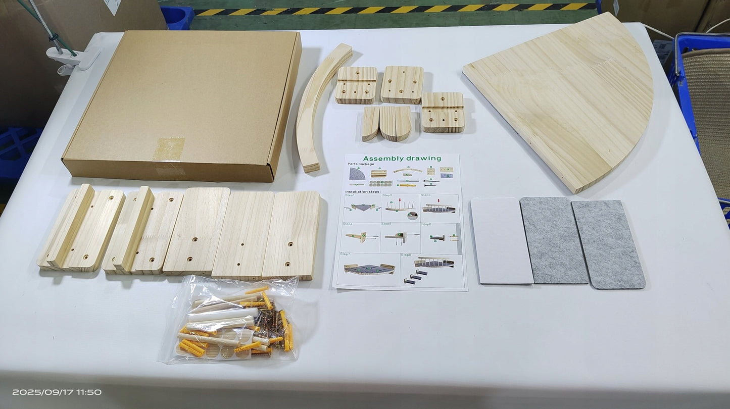 Sienelinis katės namelis su 3 laipteliais, laipiojimo siena ir braižykle