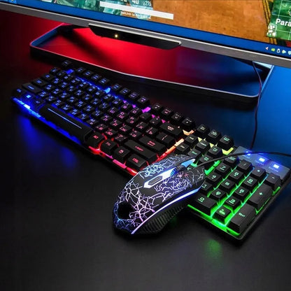 Žaidimų klaviatūros su RGB apšvietimu ir pelės rinkinys