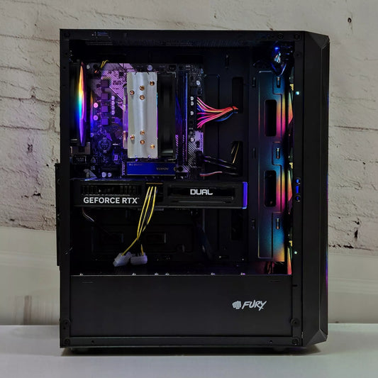 Žaidimų kompiuterių komplektas – Ryzen 7 5700X, RTX 5060 8GB, 32 GB RAM, Windows 11, 27″ 100 Hz monitorius