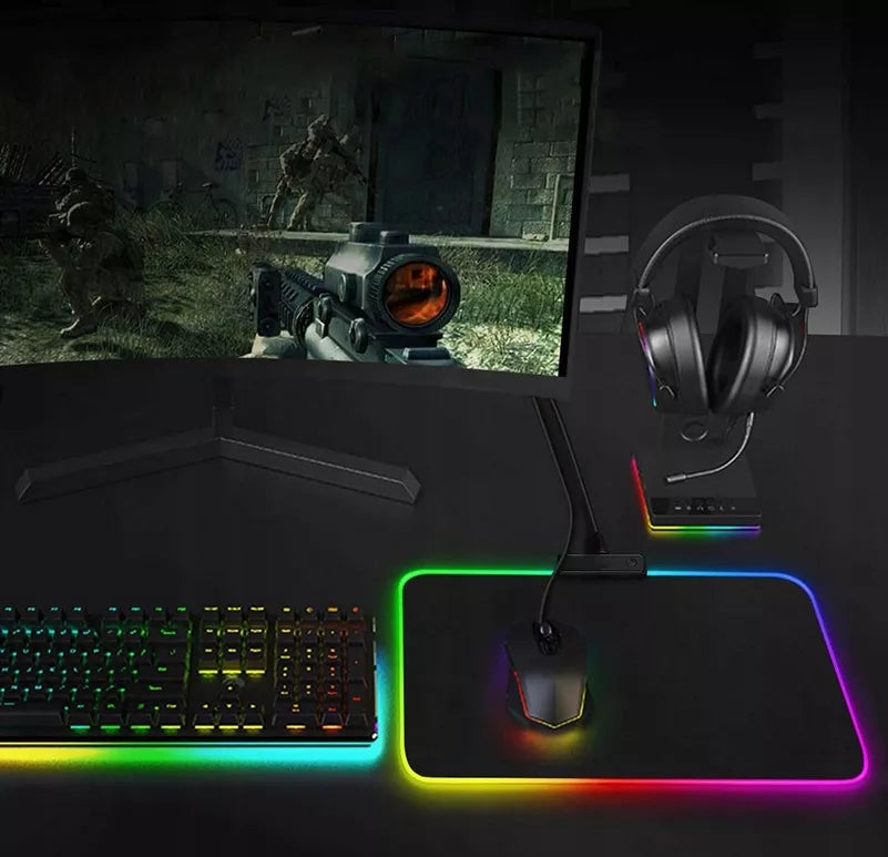 Žaidimų pelės kilimėlis ant stalo su LED RGB apšvietimu
